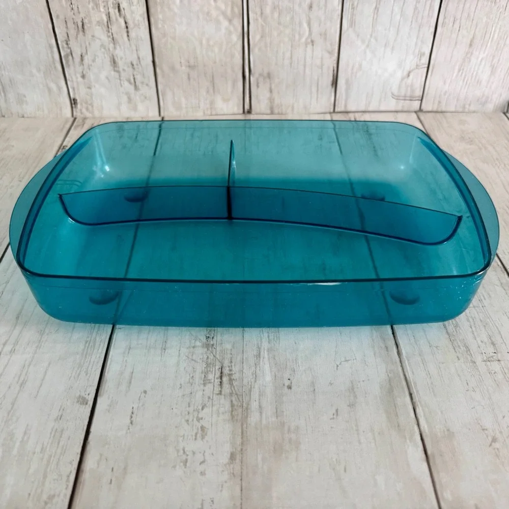 Tupperware Vent N Serve Divided Microwave Dish Peacock 3990A-1 Steam Vent